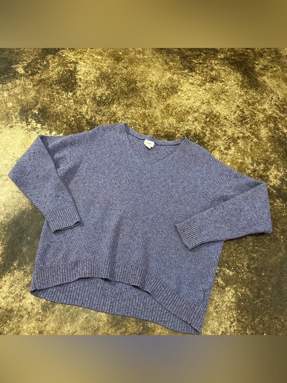 Women’s V-Neck Ribbed Sweater